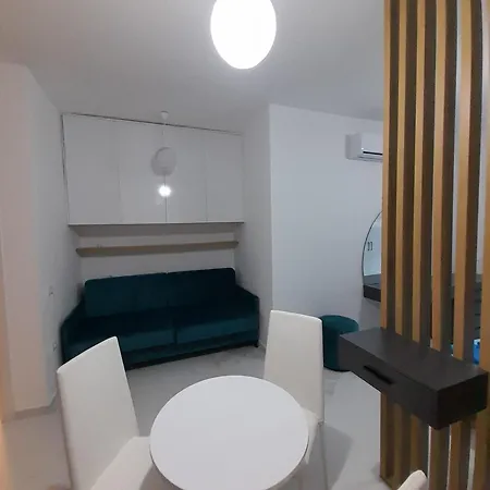 Daily Rent Apartment Vlore